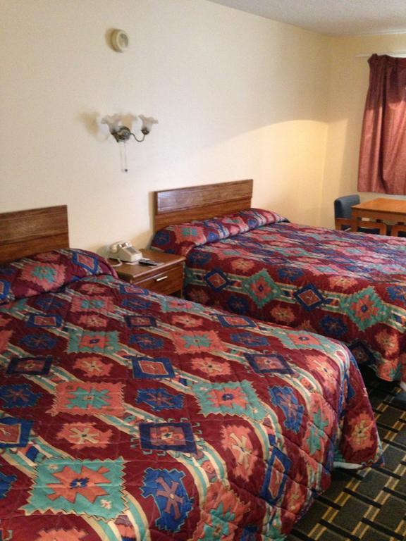 Holiday Pines Motel Jay Chambre photo